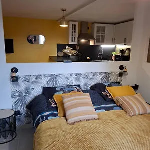 le-gte-des-pierres-dores.hotels-rhonealpes.com/